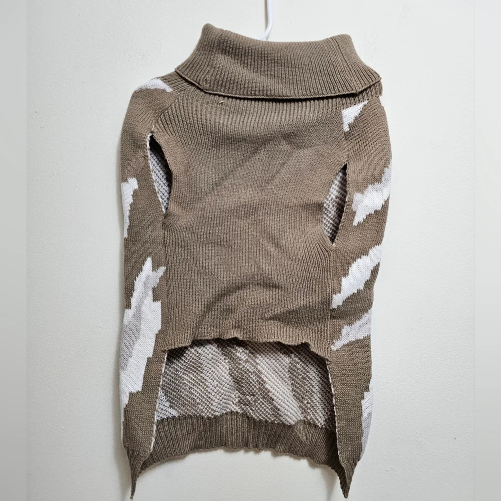 Koolaburra By UGG Dog Sweater‎ Size Large Nwot